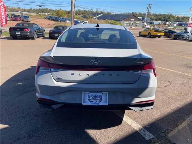 2022 Hyundai Elantra ESSENTIAL in Charlottetown - Image 8 of 17