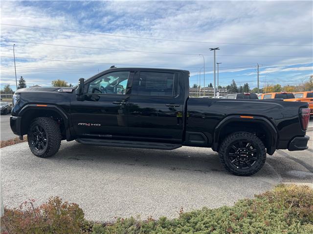 2026 GMC Sierra 3500HD AT4 (Stk: TF117700) in Calgary - Image 4 of 24