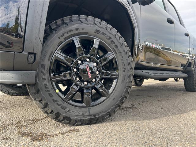 2026 GMC Sierra 3500HD AT4 (Stk: TF117700) in Calgary - Image 12 of 24