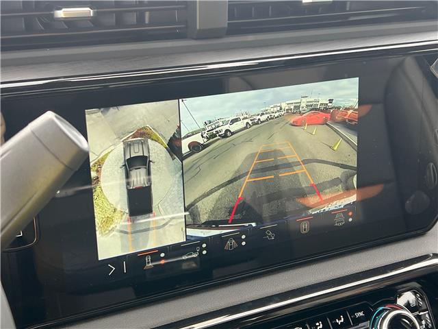 2026 GMC Sierra 3500HD AT4 (Stk: TF117700) in Calgary - Image 20 of 24