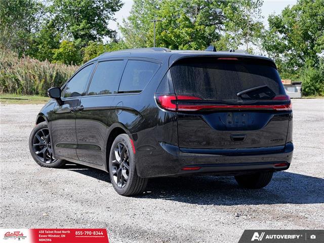 2022 Chrysler Pacifica Limited (Stk: 251702) in Essex-Windsor - Image 4 of 31