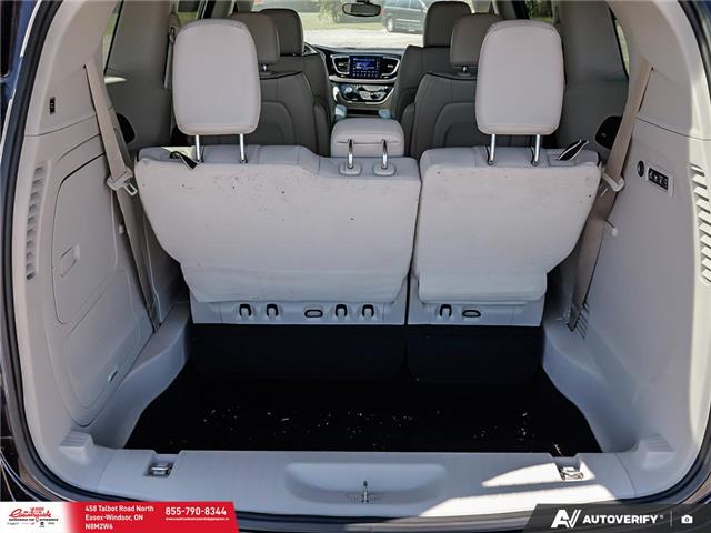 2017 Chrysler Pacifica Limited (Stk: 251851) in Essex-Windsor - Image 13 of 31