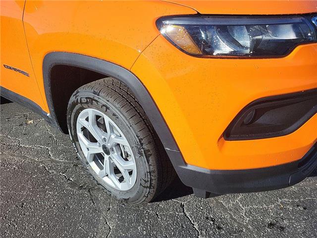 2026 Jeep Compass North (Stk: TT155133) in Windsor - Image 10 of 23