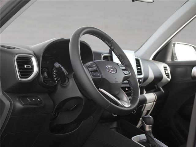 2025 Hyundai Venue Preferred w/Two-Tone (Stk: 250155D) in Toronto - Image 12 of 20