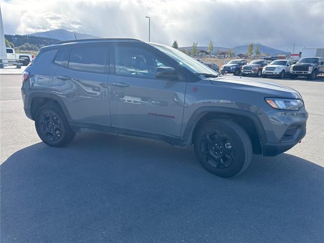 2023 Jeep Compass Trailhawk (Stk: T557267K) in Cranbrook - Image 7 of 20