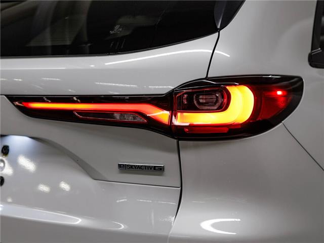 2025 Mazda CX-70 MHEV GT AWD >>No accident<< (Stk: P5686) in North York, - Image 10 of 27