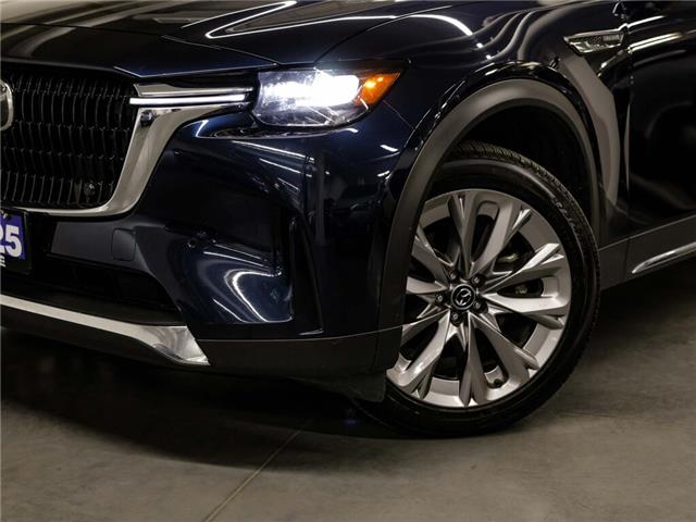 2025 Mazda CX-90 MHEV GT AWD >>No accident<< (Stk: P5685) in North York, - Image 7 of 27
