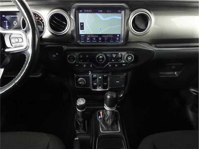 2020 Jeep Wrangler Unlimited Sahara (Stk: 25J162B) in Calgary - Image 16 of 24