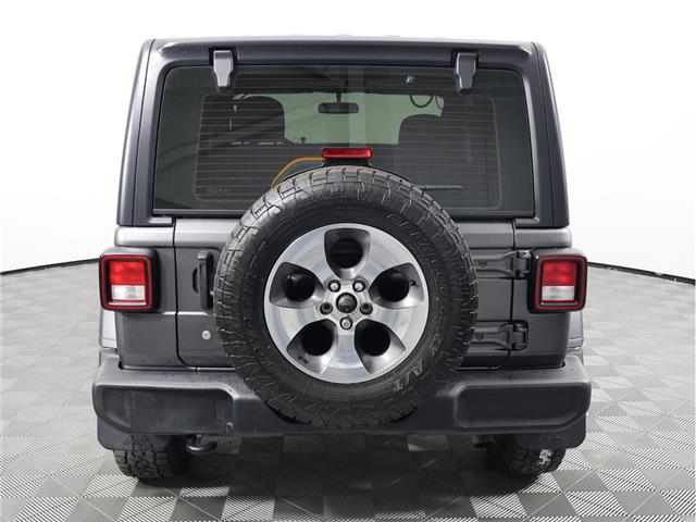 2022 Jeep Wrangler Sport (Stk: B20229) in Calgary - Image 7 of 16