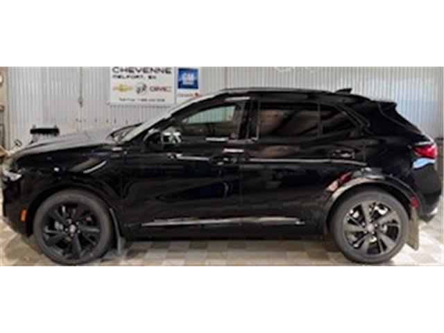 2022 Buick Envision Essence (Stk: 25300A) in Melfort - Image 2 of 13 2022 Buick Envision Essence (Stk: 25300A) in Melfort - Image 2 of 13
