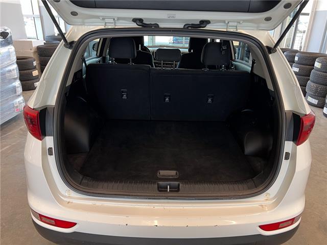 2017 Kia Sportage EX (Stk: 2561A) in Prince Albert - Image 7 of 13 2017 Kia Sportage EX (Stk: 2561A) in Prince Albert - Image 7 of 13