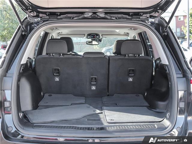 2023 Jeep Grand Cherokee Laredo (Stk: 16696A) in Hamilton - Image 11 of 27