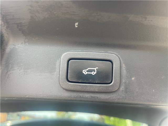 2017 Jaguar F-PACE 35t Prestige (Stk: J069668) in Scarborough - Image 11 of 27