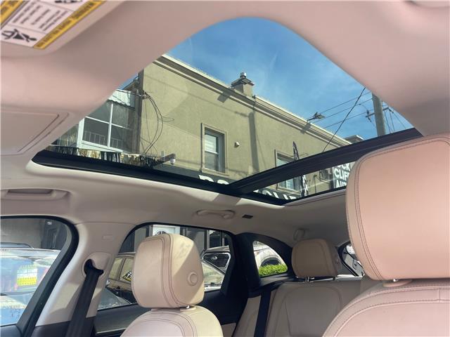 2017 Jaguar F-PACE 35t Prestige (Stk: J069668) in Scarborough - Image 15 of 27