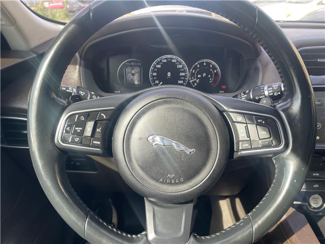 2017 Jaguar F-PACE 35t Prestige (Stk: J069668) in Scarborough - Image 18 of 27