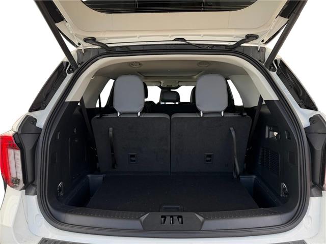 2025 Ford Explorer Active (Stk: 15209) in Golden - Image 13 of 17