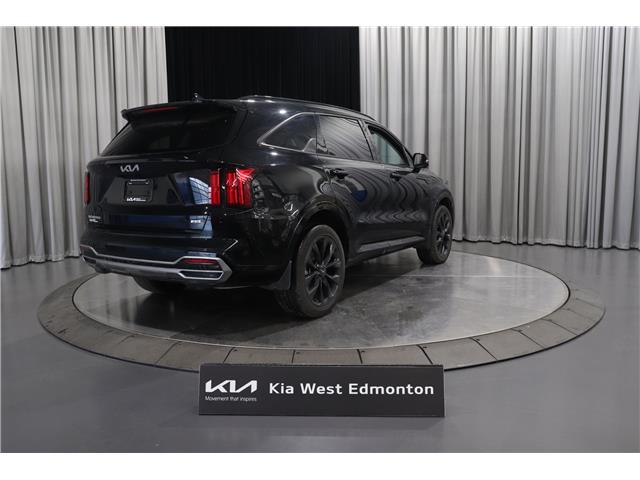 2023 Kia Sorento 2.5T SX w/Black Leather (Stk: 24979) in Edmonton - Image 5 of 30