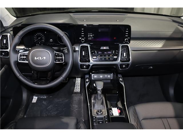 2023 Kia Sorento 2.5T SX w/Black Leather (Stk: 24979) in Edmonton - Image 14 of 30