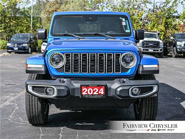 2024 Jeep Wrangler Sahara (Stk: U21167) in Burlington - Image 2 of 32