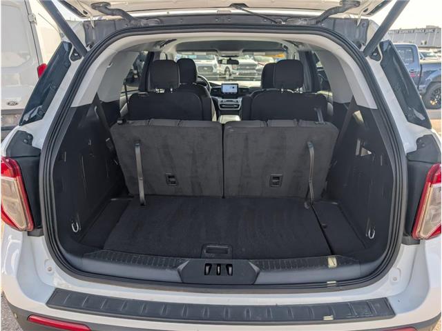 2023 Ford Explorer XLT (Stk: 19307) in Calgary - Image 5 of 28