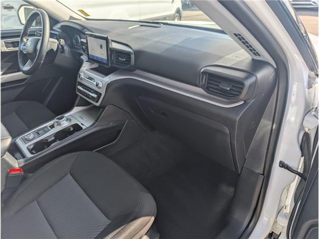 2023 Ford Explorer XLT (Stk: 19307) in Calgary - Image 11 of 28