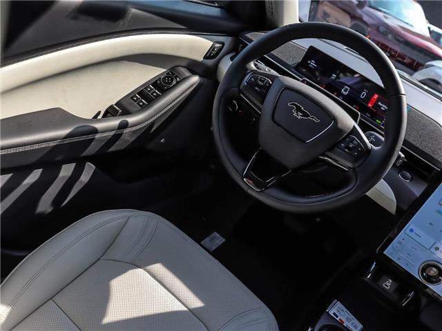 2025 Ford Mustang Mach-E Premium (Stk: 250862) in Toronto - Image 11 of 22