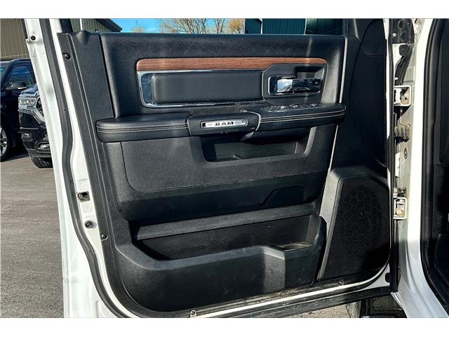 2017 RAM 1500 Laramie (Stk: 24P7695A) in Cranbrook - Image 18 of 30