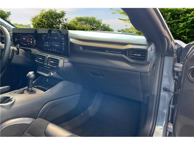 2024 Ford Mustang Dark Horse (Stk: 25F16009AA) in Vancouver - Image 17 of 34