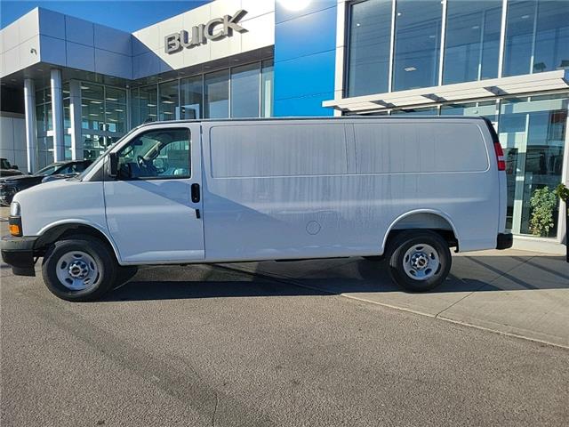 2025 GMC Savana 2500 Work Van (Stk: 1265210) in Newmarket - Image 8 of 20