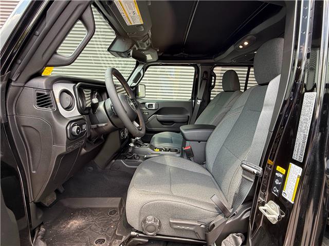 2024 Jeep Wrangler Sport (Stk: 24693D) in London - Image 10 of 19