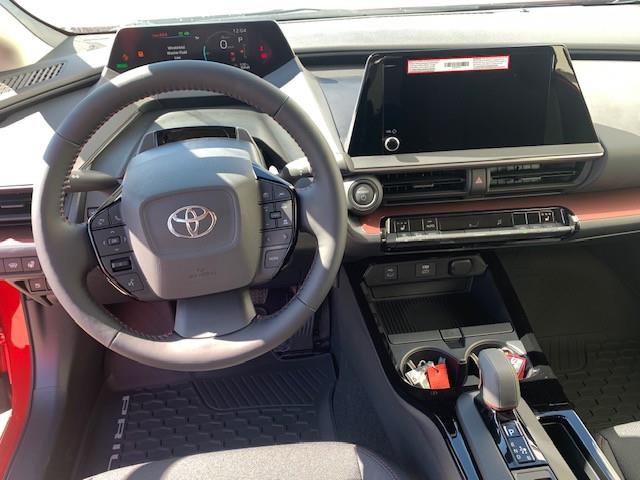 2026 Toyota Prius Plug-In Hybrid SE (Stk: CC004) in Cobourg - Image 4 of 7