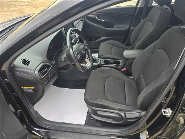 2020 Hyundai Elantra GT Luxury in Saskatoon - Image 8 of 13
