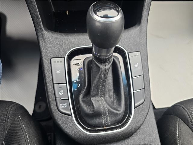 2020 Hyundai Elantra GT Luxury in Saskatoon - Image 11 of 13