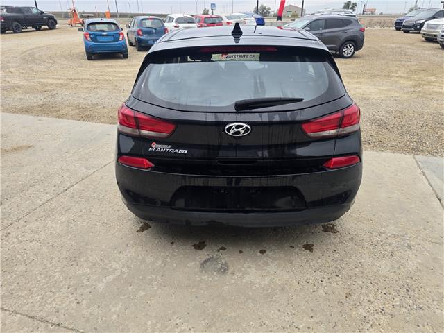 2020 Hyundai Elantra GT Luxury in Saskatoon - Image 7 of 13