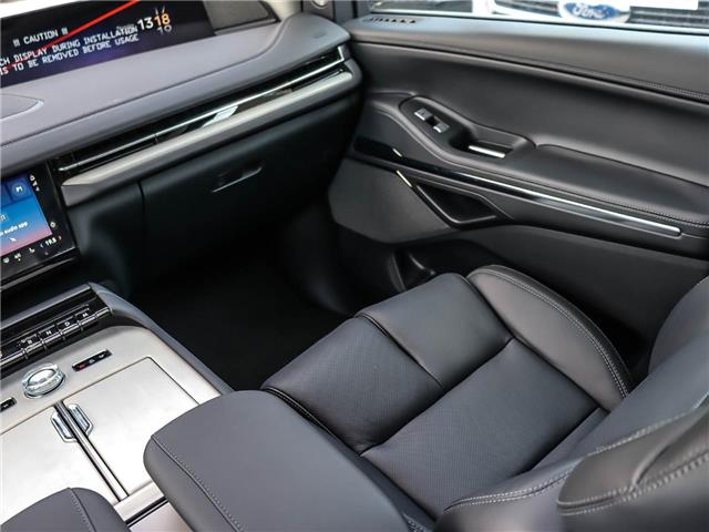 2025 Lincoln Navigator L Reserve (Stk: 250964) in Toronto - Image 12 of 23