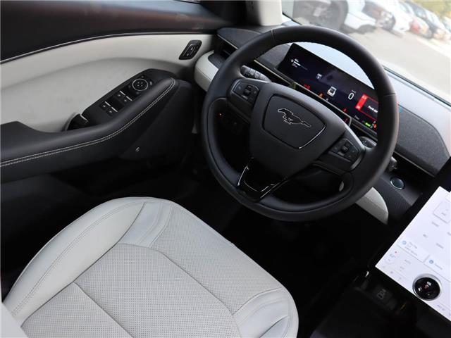 2025 Ford Mustang Mach-E Premium (Stk: 250922) in Toronto - Image 11 of 21