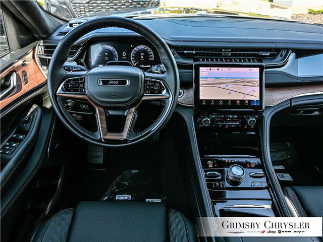 2025 Jeep Grand Cherokee L Summit (Stk: N25195) in Grimsby - Image 27 of 34