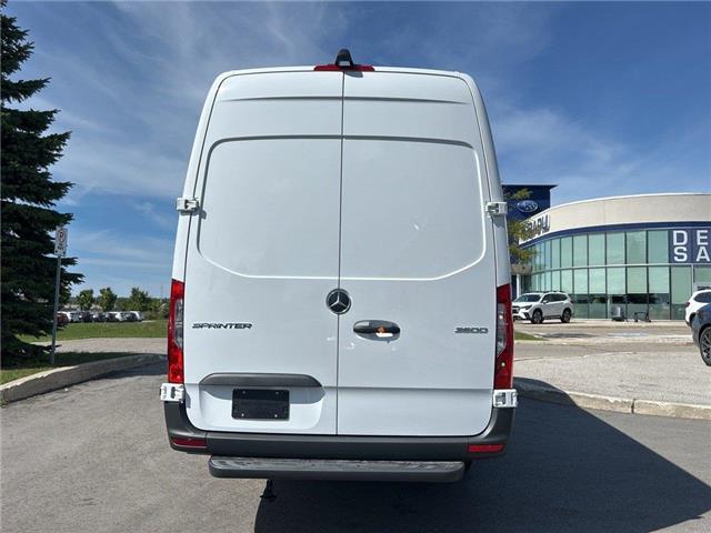 2025 Mercedes-Benz Sprinter 3500 High Roof 4-Cyl Diesel HO (Stk: 25SP040) in Innisfil - Image 5 of 16