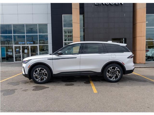 2025 Lincoln Nautilus Premiere (Stk: S-2016) in Calgary - Image 4 of 23