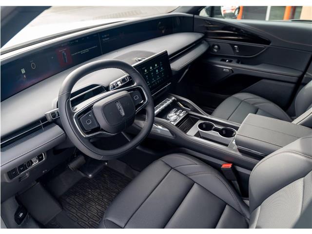 2025 Lincoln Nautilus Premiere (Stk: S-2016) in Calgary - Image 13 of 23