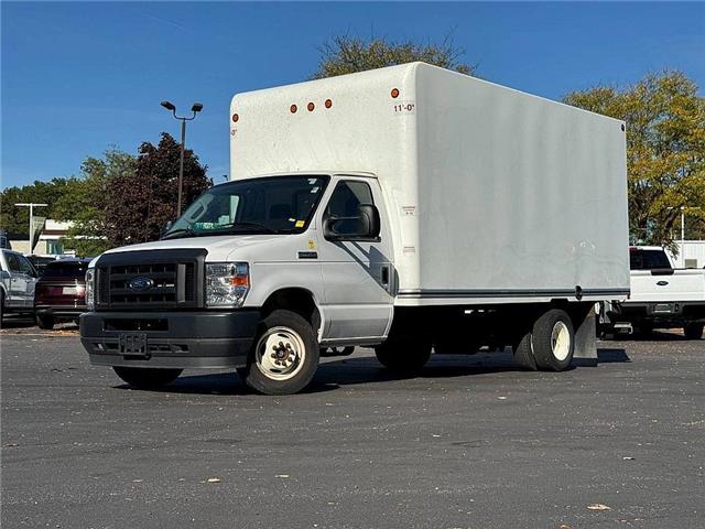 2023 Ford E-450 Cutaway Base (Stk: PR28316) in Windsor - Image 1 of 19