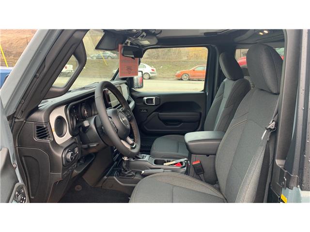 2024 Jeep Wrangler Sport (Stk: TR052) in Kamloops - Image 20 of 24 2024 Jeep Wrangler Sport (Stk: TR052) in Kamloops - Image 20 of 24