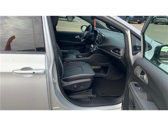 2024 Chrysler Pacifica Hybrid Select (Stk: TR097) in Kamloops - Image 24 of 27