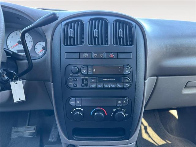 2001 Dodge Caravan SE (Stk: BP3055) in Saskatoon - Image 10 of 16 2001 Dodge Caravan SE (Stk: BP3055) in Saskatoon - Image 10 of 16