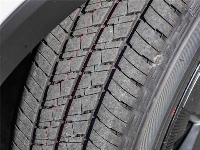 2026 Toyota Prius Plug-In Hybrid SE (Stk: T9581) in Welland - Image 11 of 26 2026 Toyota Prius Plug-In Hybrid SE (Stk: T9581) in Welland - Image 11 of 26