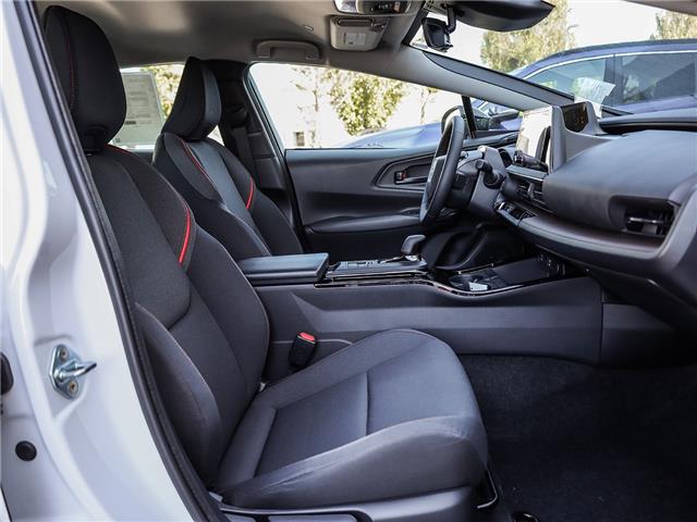 2026 Toyota Prius Plug-In Hybrid SE (Stk: T9581) in Welland - Image 13 of 26 2026 Toyota Prius Plug-In Hybrid SE (Stk: T9581) in Welland - Image 13 of 26