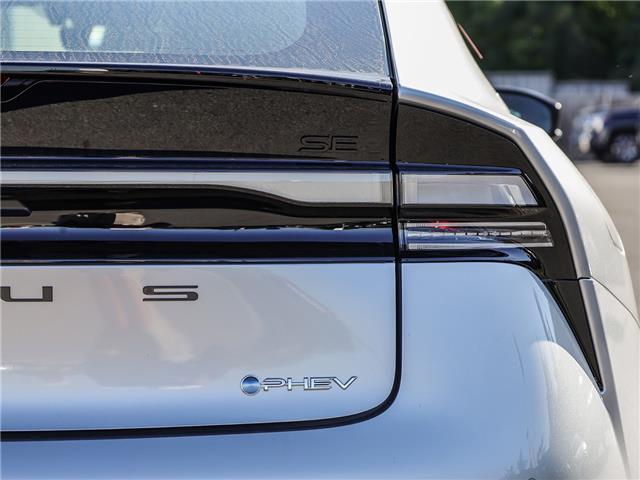 2026 Toyota Prius Plug-In Hybrid SE (Stk: T9570) in Welland - Image 10 of 26