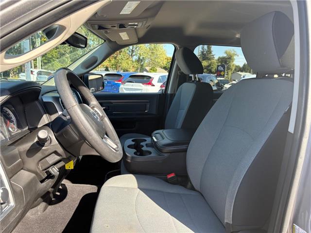 2022 RAM 1500 Classic SLT (Stk: P552) in Pembroke - Image 9 of 18