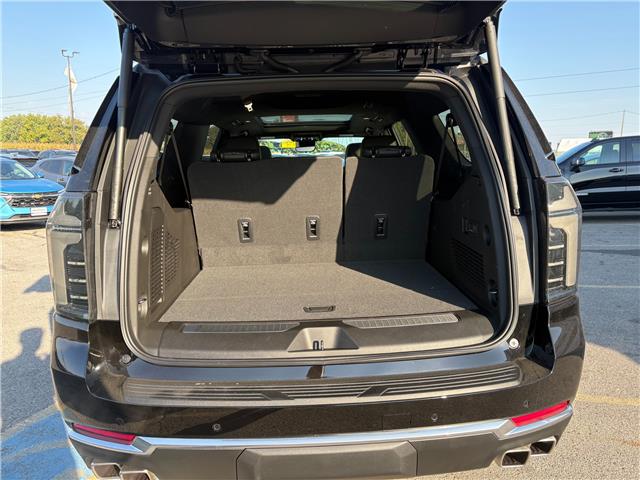 2026 Chevrolet Suburban High Country (Stk: 56964) in Strathroy - Image 3 of 12 2026 Chevrolet Suburban High Country (Stk: 56964) in Strathroy - Image 3 of 12