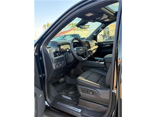 2026 Chevrolet Suburban High Country (Stk: 56964) in Strathroy - Image 8 of 12 2026 Chevrolet Suburban High Country (Stk: 56964) in Strathroy - Image 8 of 12